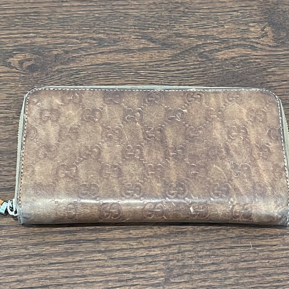 GUCCI Women’s Brown Zip Around Wallet - Picture 2 of 8